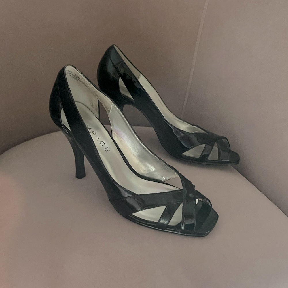 Rampage black patent heels size 9